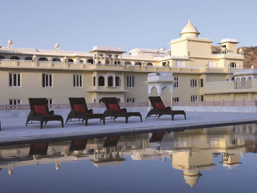 Отель The Castle Mewar Rama Экстерьер фото