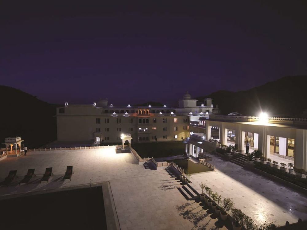 Отель The Castle Mewar Rama Экстерьер фото