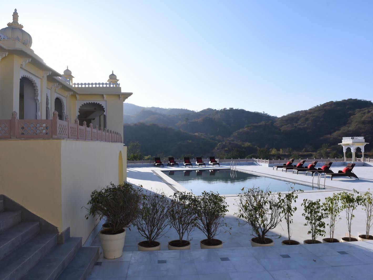 Отель The Castle Mewar Rama Экстерьер фото